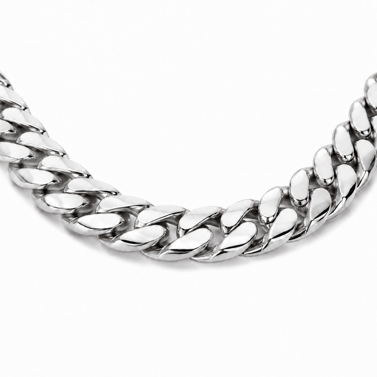 14K White Gold Solid Miami Cuban Link Chain, close-up of the link detail