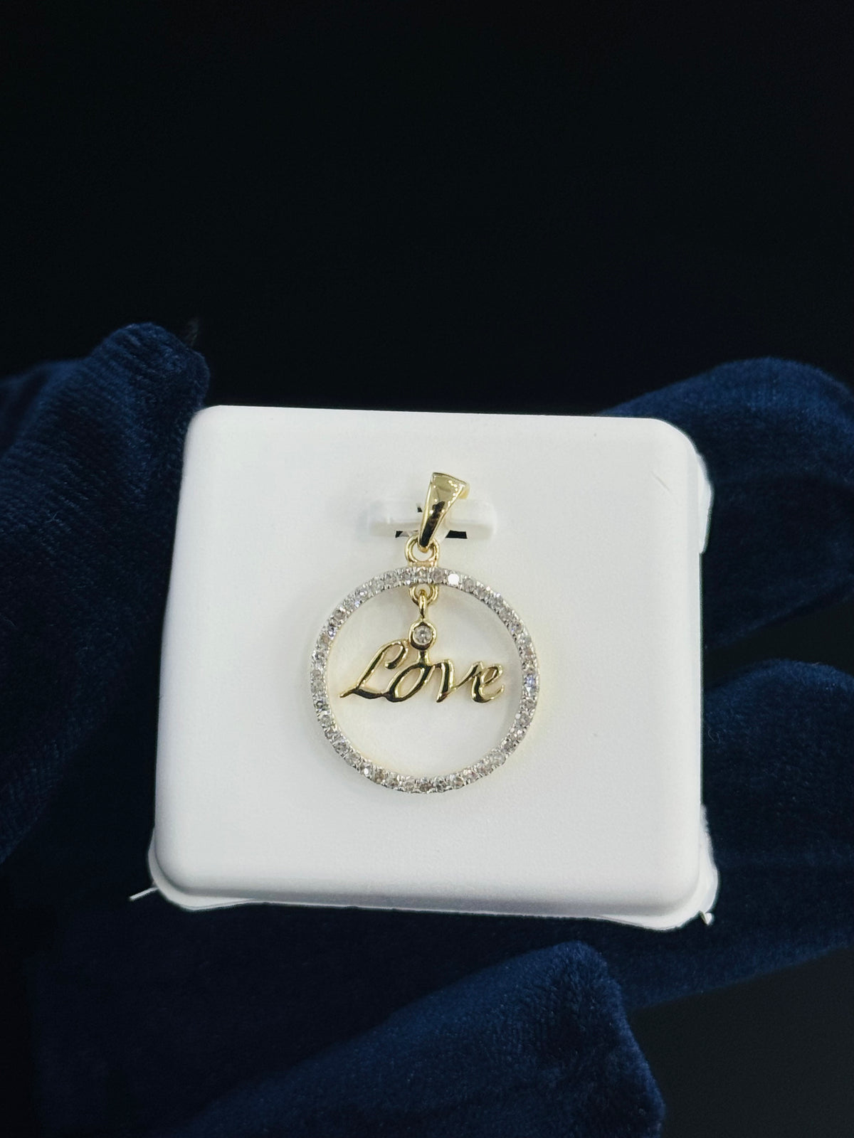 10K Gold Natural Diamond Love Circle Pendant, view 3