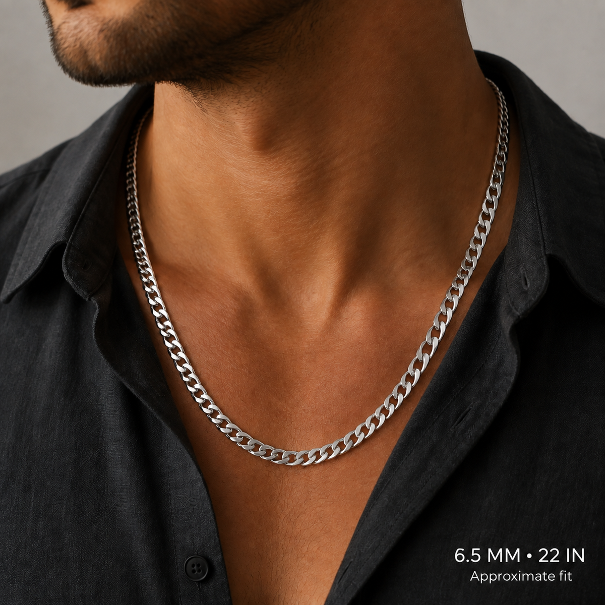 14K White Gold Solid Diamond-Cut Cuban Curb Link Chain, detail view